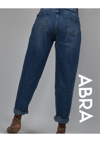 Kadın Yırtık Kot Pantolon modelleri