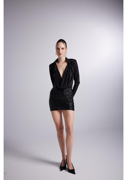 Degaje Yaka Dekolteli Çıtçıtlı Taylor Bodysuit Siyah indirimleri