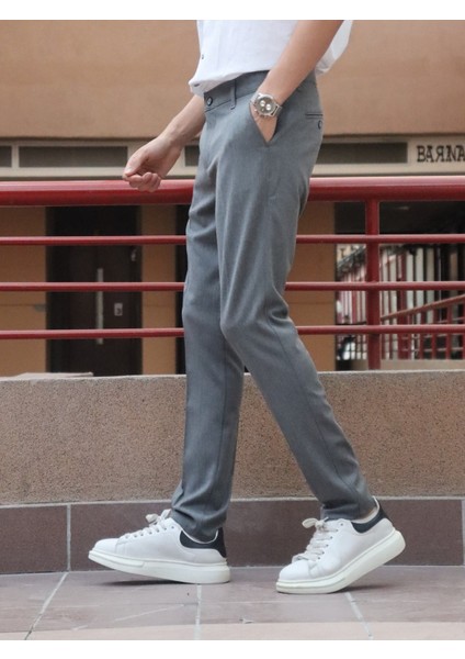 Erkek Kumaş Pantolon Standart-Fit Old Money Düz Desenli Siyah Günlük Model modelleri