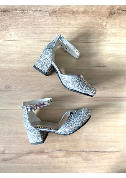 Gümüş Işıltılı Kız Çocuk Topuklu Ayakkabı fiyatları