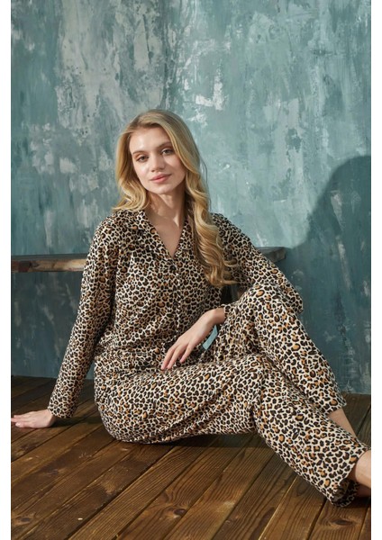 Kadın Uzun Kol Süet Gömlek Yaka Leopar Pijama Takımı C2T0N5O01-6