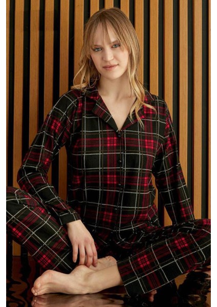 Kadın Önden Düğmeli Süet Ekose Kırmızı Pijama Takımı C5T6N6O0-5