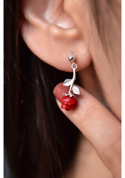 925 Ayar Gümüş Kaplama Çift Kırmızı Gül Kadın Çivili Küpe fiyatları