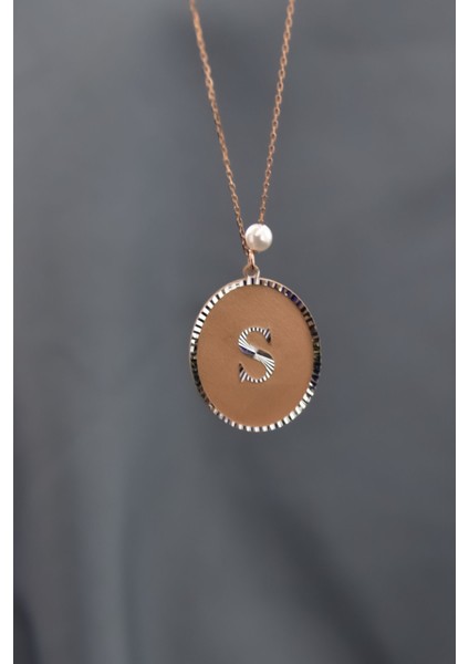 925 Ayar Gümüş Kaplama Incili S Harf Plaka Kolye fiyatları