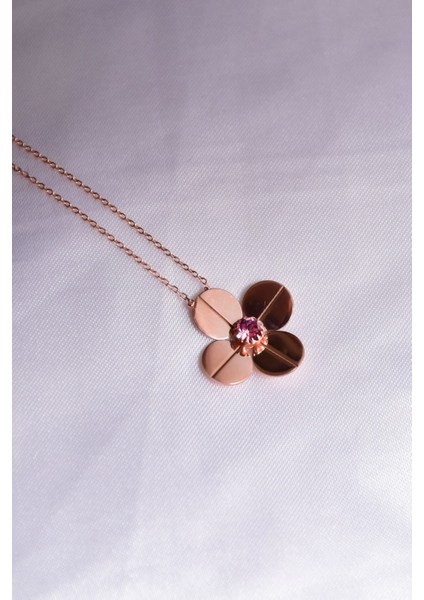 925 Ayar Gümüş Kaplama Dört Yapraklı Ekim Ayı Doğum Taşı Frezya Çiçeği Kolye