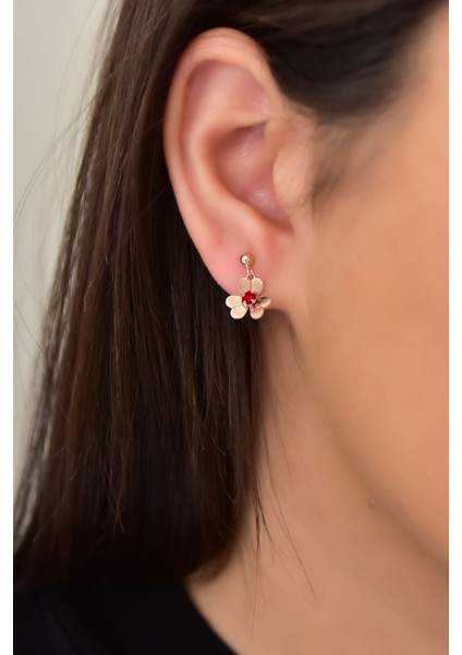 925 Ayar Gümüş Kaplama Kırmızı Taşlı Frezya Çiçeği Küpe