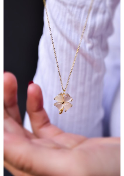 925 Ayar Gümüş Kaplama Sedef Yonca Kolye fırsatları