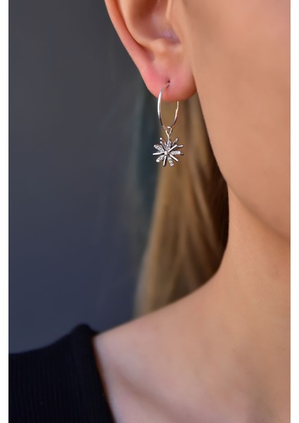 925 Ayar Gümüş Kaplama Spinning Snowflake Halka Küpe