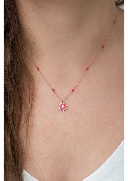 925 Ayar Yonca Modeli Kırmızı Nano Lazer Mineli Gümüş B Harf Kolye modelleri