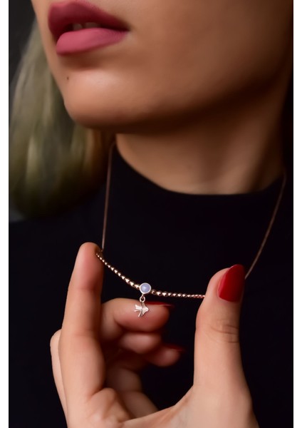 925 Ayar Gümüş Kaplama Top Motifli Lila Ay Taşı Kırlangıç Kolye fiyatları