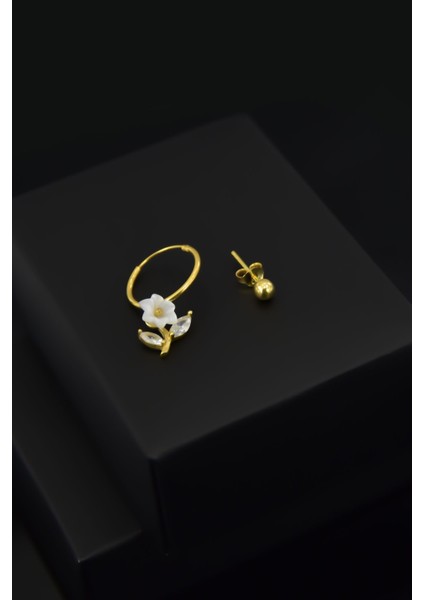 925 Ayar Gümüş Kaplama Manolya Çiçeği Halka ve Top Küpe fiyatları