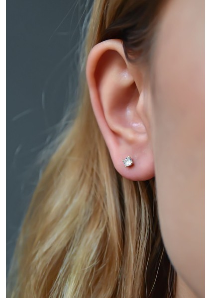 925 Ayar Gümüş Kaplama Zirkon Taşlı Tektaş Küpe 3,75 mm.