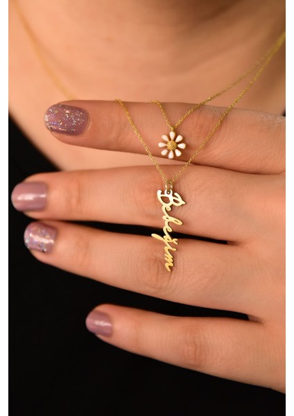 925 Ayar Gümüş Kaplama Mineli Papatya ve Bebeğim Yazılı Asansörlü Kolye