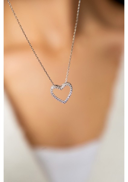 Kadın Taşlı Kalp Model 925 Ayar Gümüş Kolye fiyatları