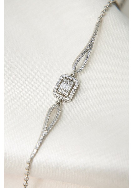 925 Ayar Gümüş Kaplama Baget Taşlı Bileklik