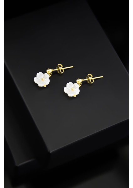 925 Ayar Gümüş Kaplama Manolya Çiçek Çivili Küpe