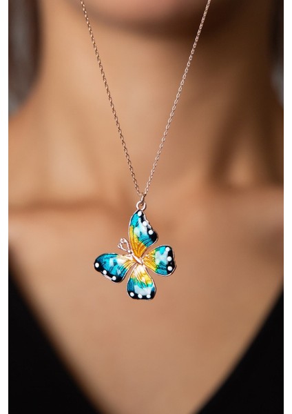 925 Ayar Mineli Kelebek Model Gümüş Kolye