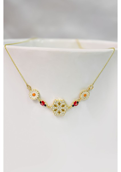 925 Ayar Gümüş Kaplama Mineli Papatya Uğur Böceği Kar Tanesi Kolye