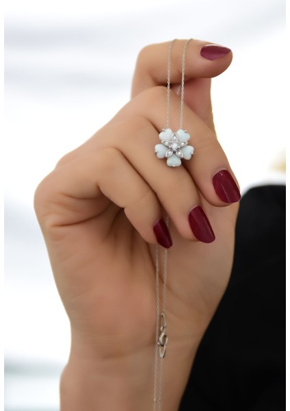 925 Ayar Gümüş Kaplama Beyaz Opal Taşlı Unutma Beni Çiçeği Kolye