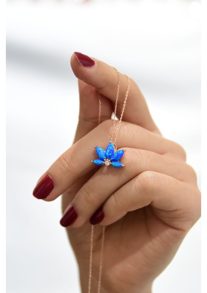 925 Ayar Gümüş Kaplama Opal Taşlı Lotus Kolye