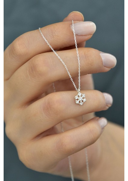 925 Ayar Kaplama Zirkon Taşlı Gümüş Kar Tanesi Kolye fiyatları