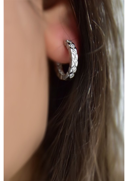 925 Ayar Gümüş Kaplama Zirkon Taşlı Baklava Desenli Halka Küpe fiyatları