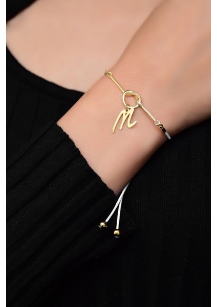 925 Ayar Gümüş Kaplama Beyaz Ipli Kesim M Harfli Düğüm Kadın Bileklik