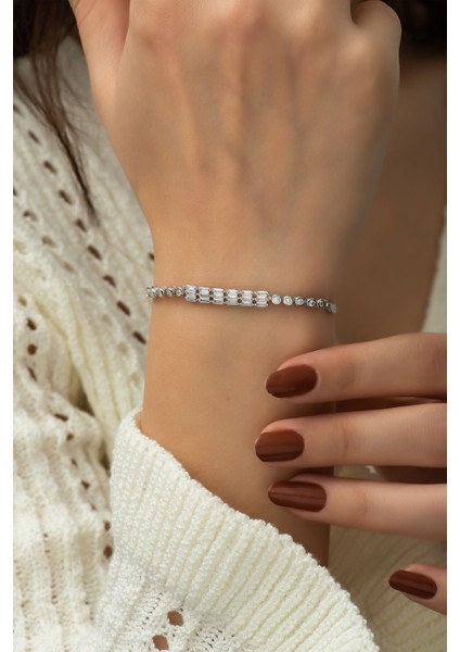 925 Ayar Gümüş Kaplama Zirkon Taşlı Baget Üç Sıra Taşlı Su Yolu Bileklik