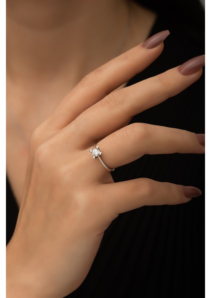 Swarovski® Tektaş Set - Yüzük Kolye Küpe - Rodyum Kaplama 925 Ayar Gümüş indirimleri