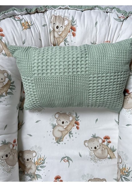 Çift Taraflı Babynest Bebek Uyku Yatağı ve Yastığı -Dışı Mint Waffle Pike , Içi Beyaz Quala Desenli Poplin Kumaş fırsatları