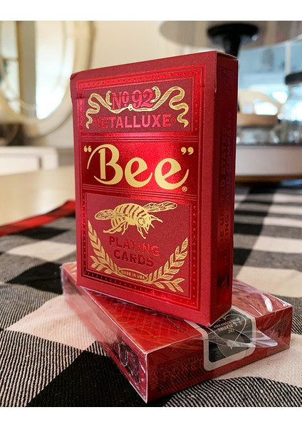 Bee Metalluxe RED Oyun Kartı