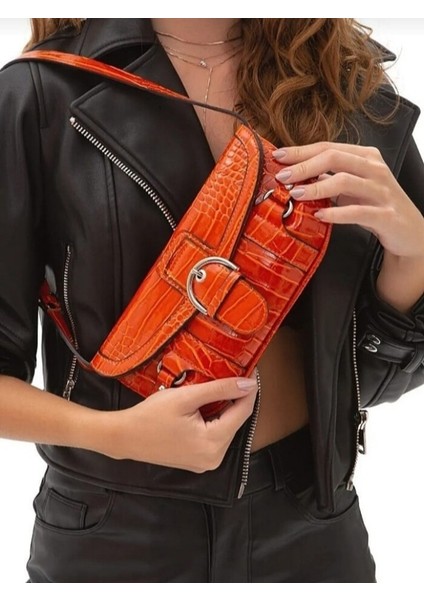 Kroko Desen Tokalı Model Kadın Kol Çantası fırsatları