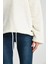Beyaz Kapşonlu Kadın Peluş Sweatshirt 4