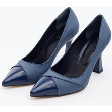 Derinet Kalem Topuk Kadın Stiletto