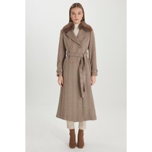 Zühre - Kürk Detaylı Kruvaze Yaka Kaşe Kaban