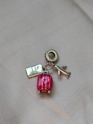 Charmy Accessory Uçak, Pasaport ve Bavul Sallantılı Charm