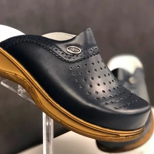 Çizgi Medikal Erkek Klasik Gold Hakiki Deri Doktor Hemşire Hastane Sabo Terlik Lacivert