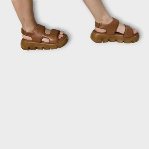 Dünya Shoes  Deri Kadın Sandalet