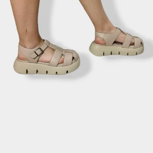 Dünya Shoes  Deri Kadın Sandalet