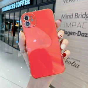 Apple Iphone 11 Tpu Glossy Yumuşak Kamera Korumalı Cep Telefonu Kılıfı Kırmızı