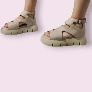 Dünya Shoes Hakiki Deri Kadın Sandalet