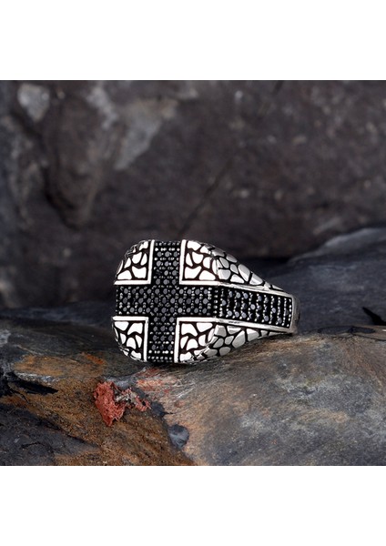 925 Ayar Gümüş Mikro Taşlı Model Erkek Yüzük fiyatları