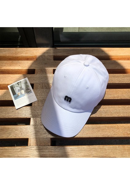 Moda Basit M Harfi Nakış Beyzbol Şapkası Kavisli Ağzına Kadar Güneş Şapkası Sivri Uçlu Kap, Beyaz (Yurt Dışından)