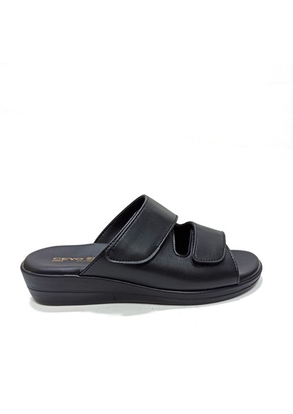 9863-10 Siyah Cırtlı Kadın Terliği