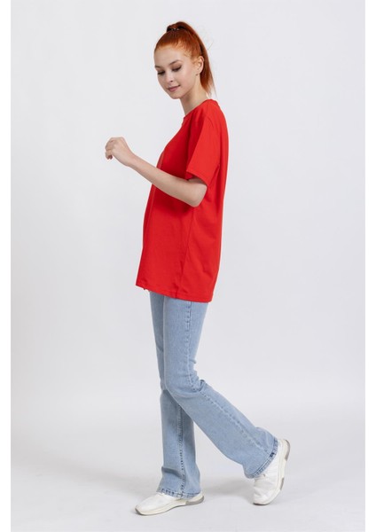 La Bayan O Yaka Düz Basıc K.kol Tshırt Kırmızı modelleri