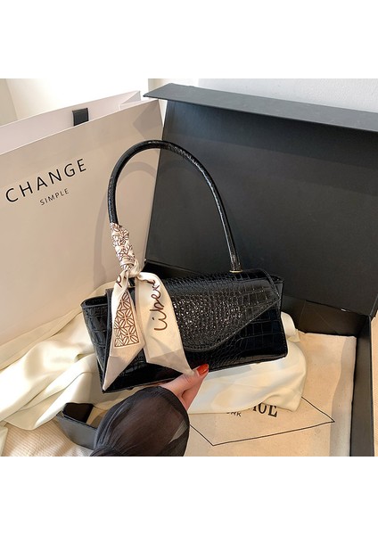 Kadınlar Için Yeni Timsah Desenli Ipek Eşarp Modaya Uygun ve Modaya Uygun Kore Tarzı Crossbody Çanta (Yurt Dışından) indirimleri