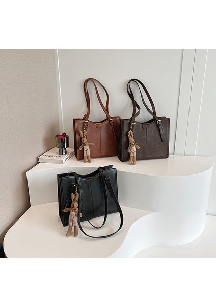 Kadın Sonbahar ve Kış Retro Moda Niş Çok Yönlü Omuz Crossbody Çanta (Yurt Dışından) fiyatları