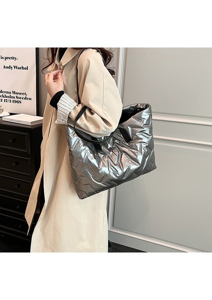 Kadınların Yeni Büyük Kapasiteli Aşağı Ceket Basit Omuz Çantası (Yurt Dışından) fırsatları