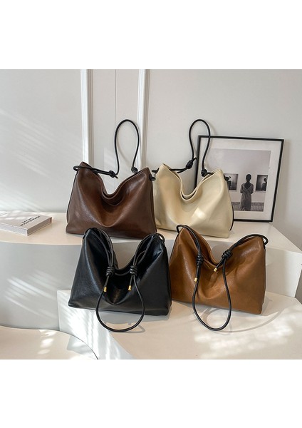 Kadınların Yeni Üst Düzey Büyük Kapasiteli Basit Omuz Çantası (Yurt Dışından) fiyatları