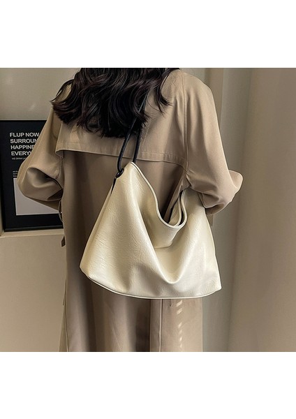 Kadınların Yeni Üst Düzey Büyük Kapasiteli Basit Omuz Çantası (Yurt Dışından) fiyatları